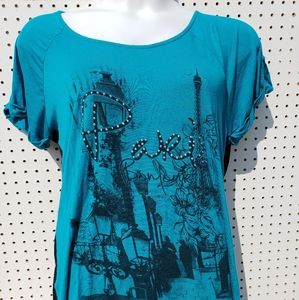 Andrea Missy plus 1x Paris tee, semi sheer back